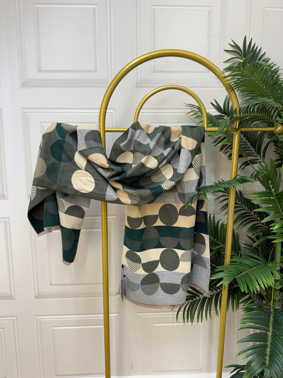 Jenny Glow (32089) 'Rachel' Scarf