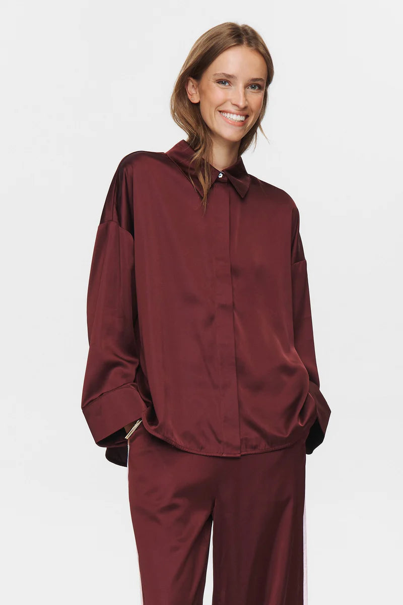 Numph Nusantina Winetasting Shirt