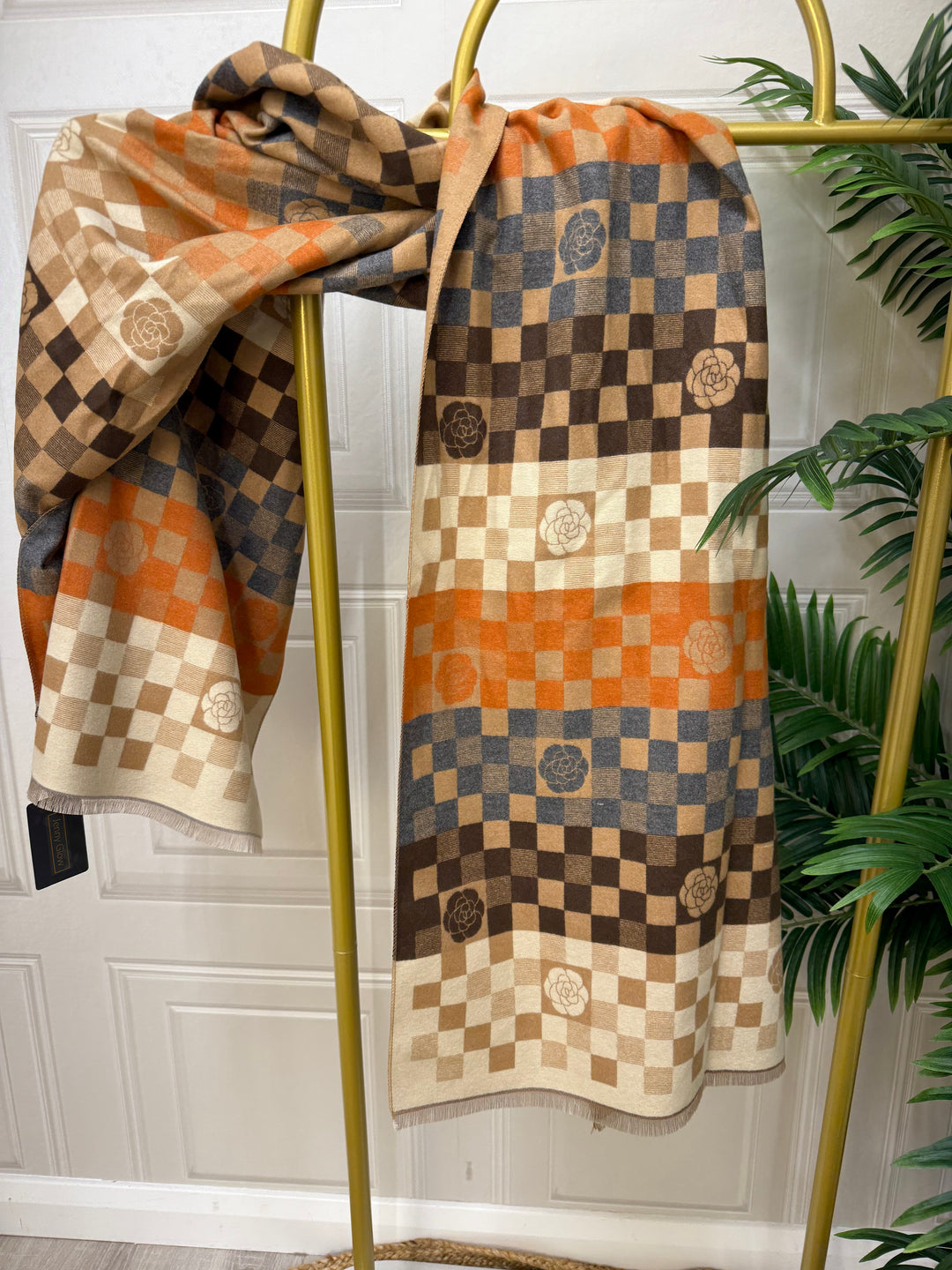 Jenny Glow (32102) 'Pam' Scarf