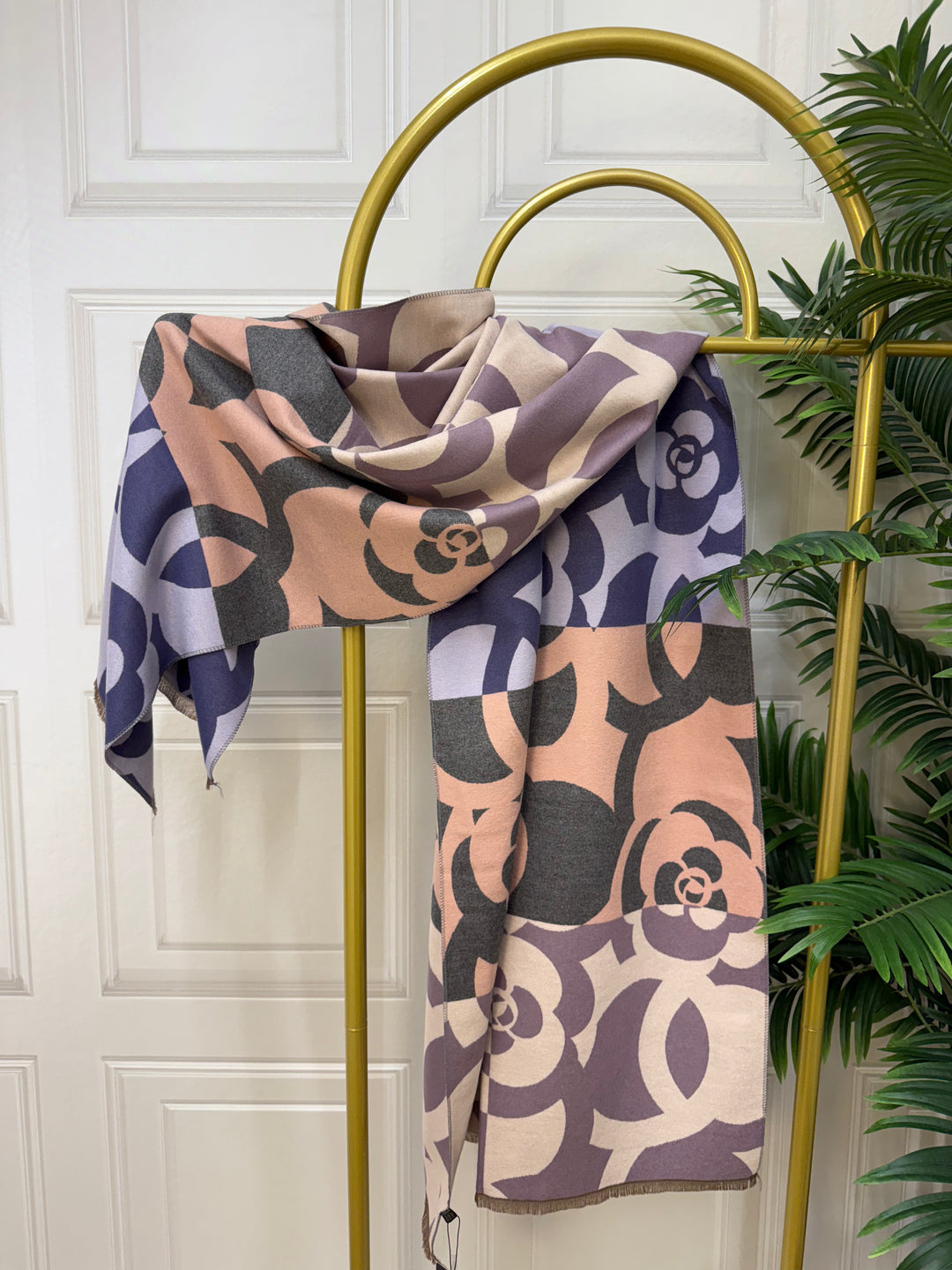 Jenny Glow (32090) 'Ruby' Scarf