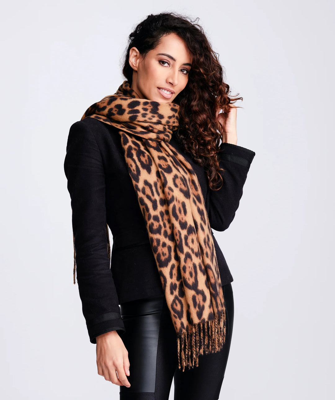 Pia Rossini Scarf Eboni Leopard