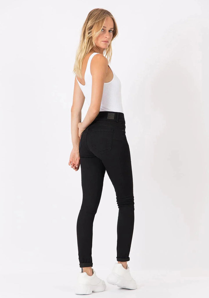 Tiffosi One Size Jeans Double_Comfort_10 Black - Sitara Morgan
