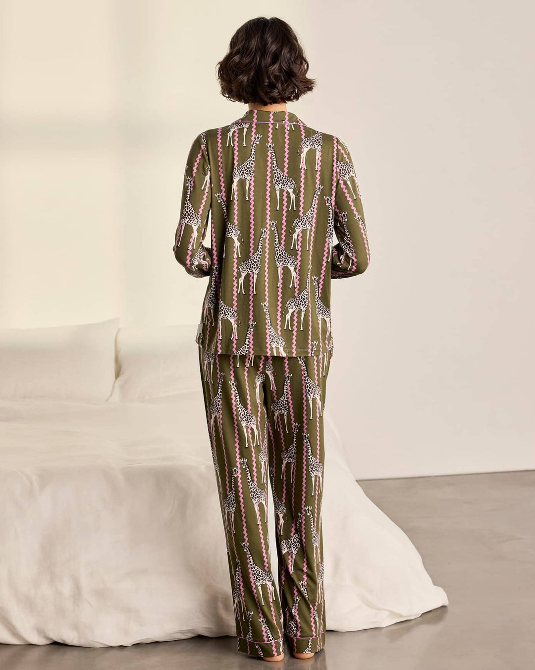 Chelsea Peers Wavy Stripe Giraffe Print Long Pyjama Set