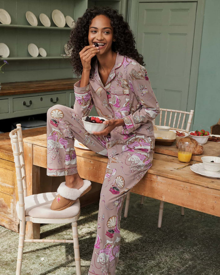 Chelsea Peers Organic Cotton Leopard After Party Print Long Pyjama Set