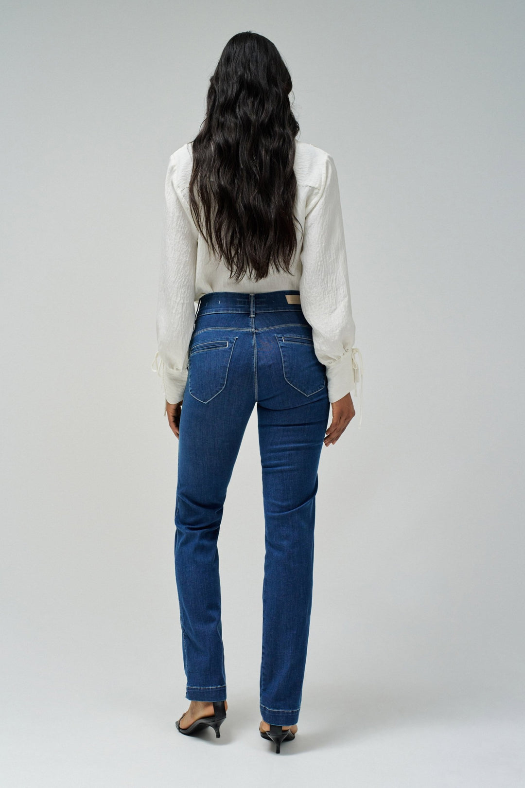 Salsa Dark Blue Secret Straight Push In Jean