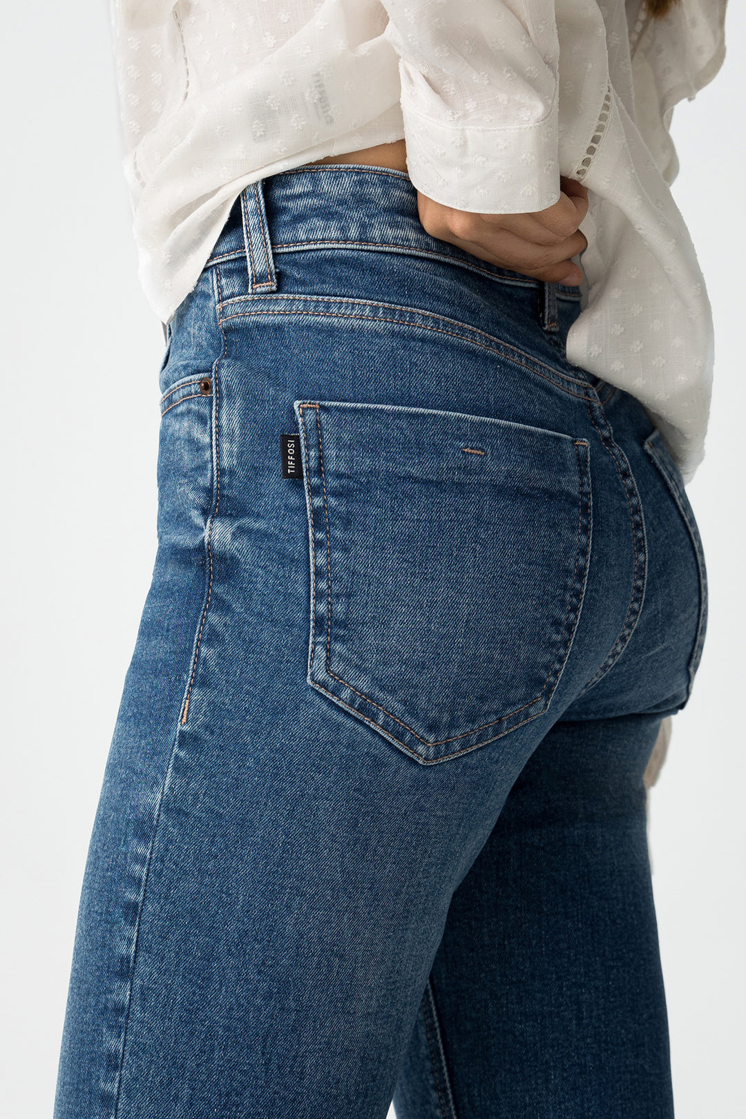 Tiffosi Megan Cropped Flare Jeans