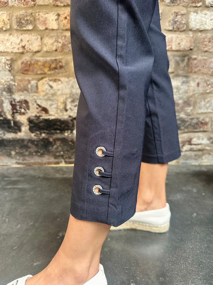 Pinns 408C Bengaline Crop With Diamond Eyelash Hem
