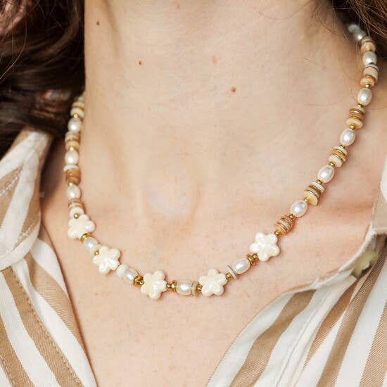 Stainless Steel White Flower Beaded Necklace in Gold