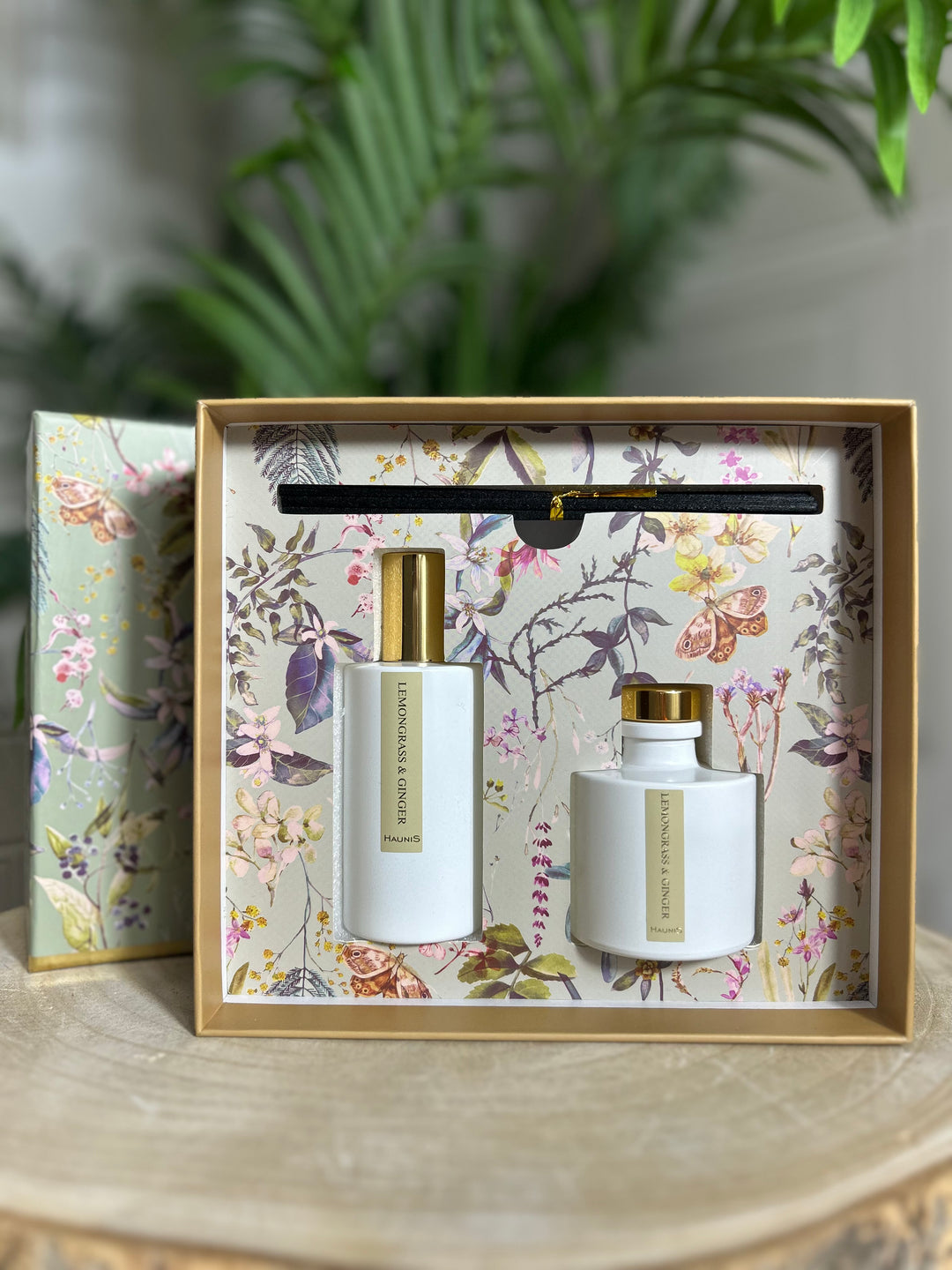 Haunis Diffuser &amp; Room Spray Gift Set | Lemongrass &amp; Ginger