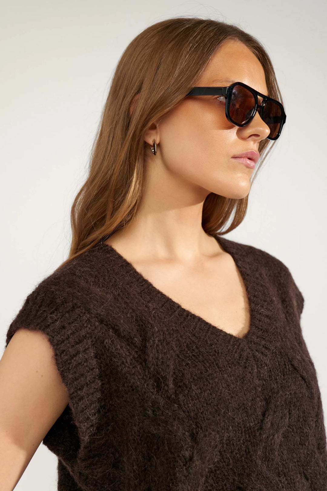Numph Nualmas Knitted Vest | Black Coffee