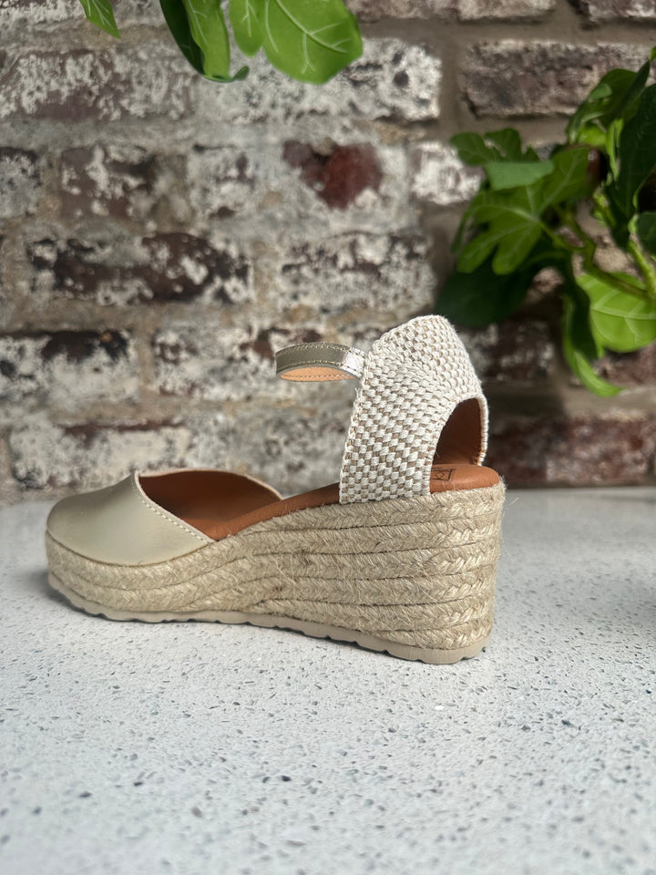 Marila Denver Gold Wedge Sandal