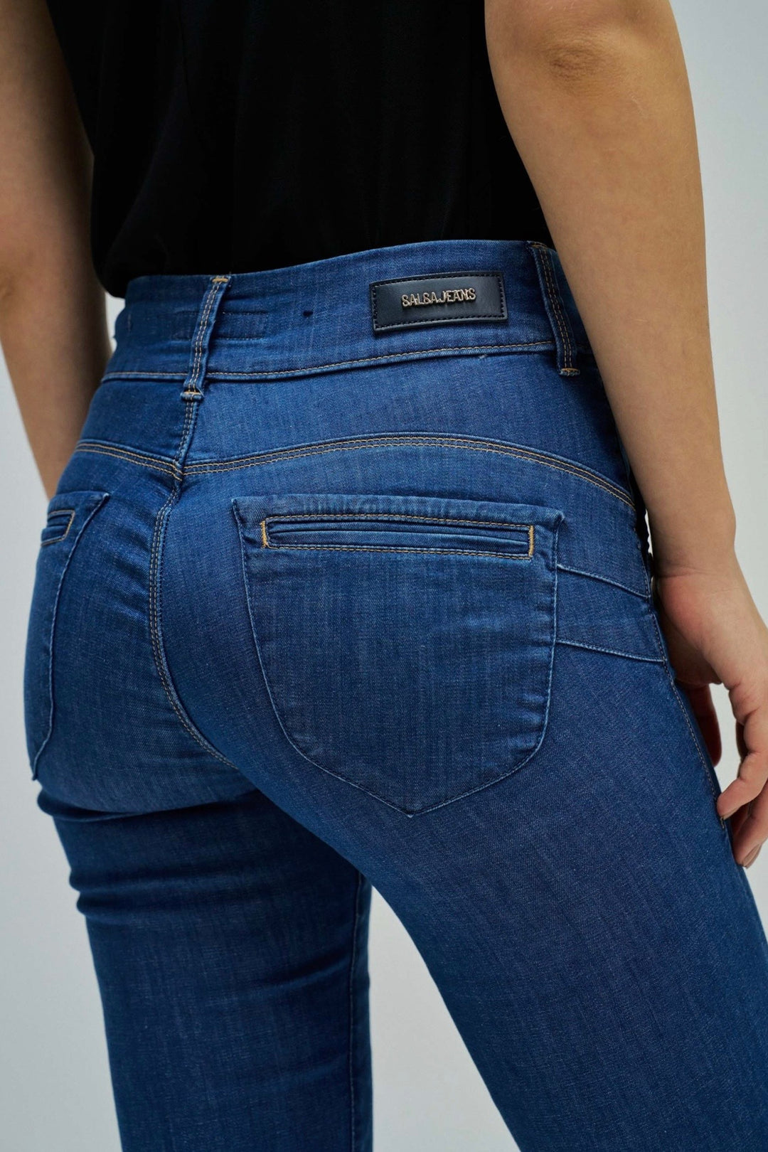 Salsa Secret Cropped Slim Medium Wash Jean - 21011044