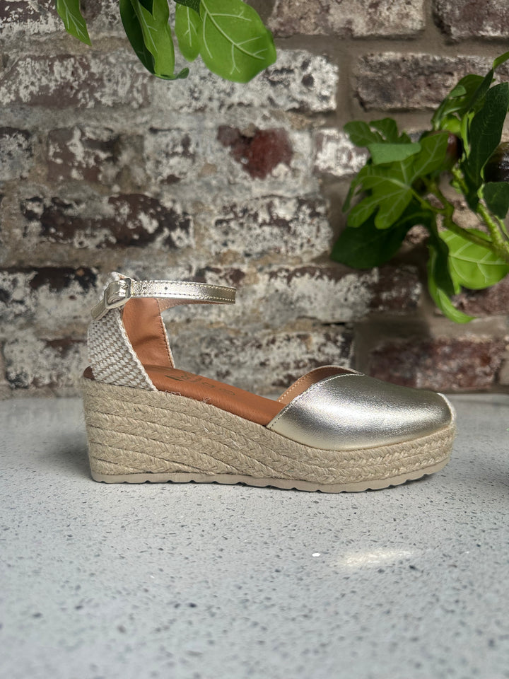 Marila Denver Gold Wedge Sandal