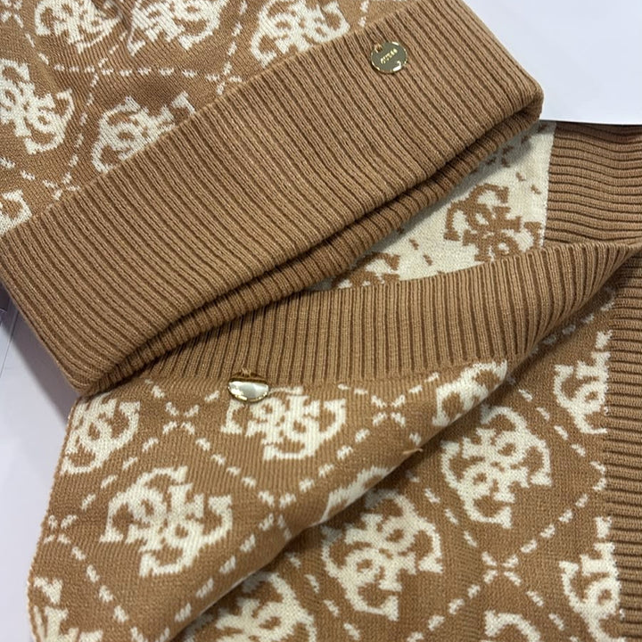 Guess 4G Logo Beanie And Scarf Set | Latte/Beige