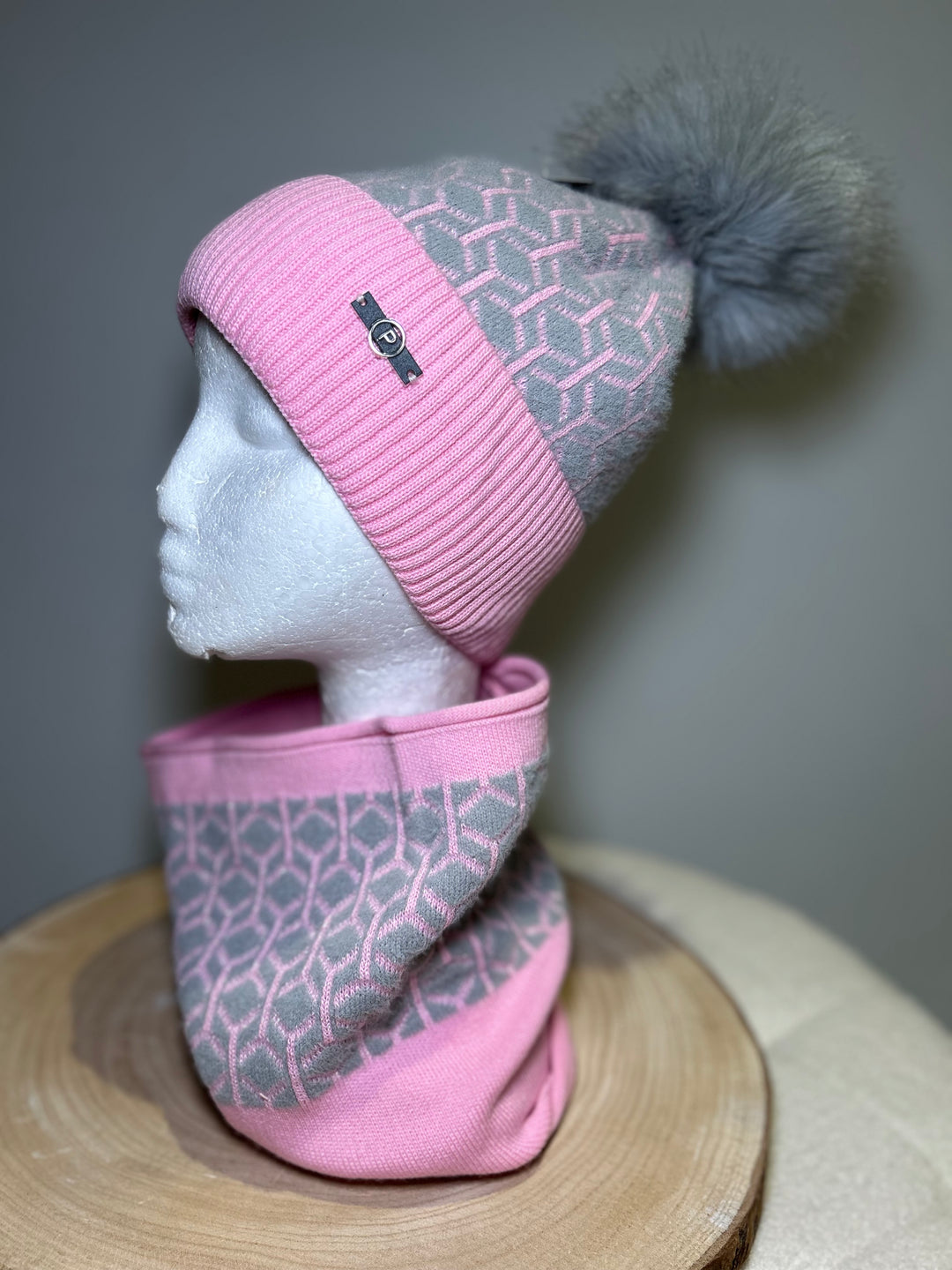 Perfect Hat & Snood Set – Pink & Light Grey Geometric Design