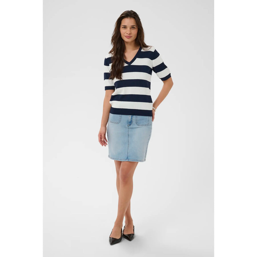 Kaffe KAregina Stripe V-neck Pullover | Midnight/Chalk