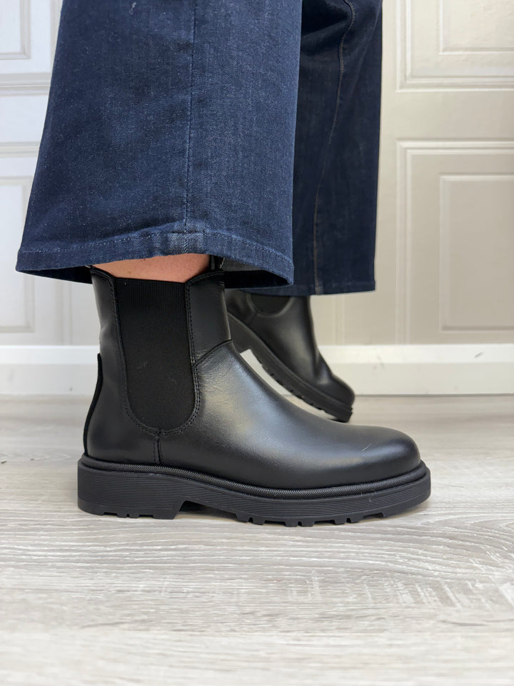 Gant Wootlynne Chelsea Boot Black