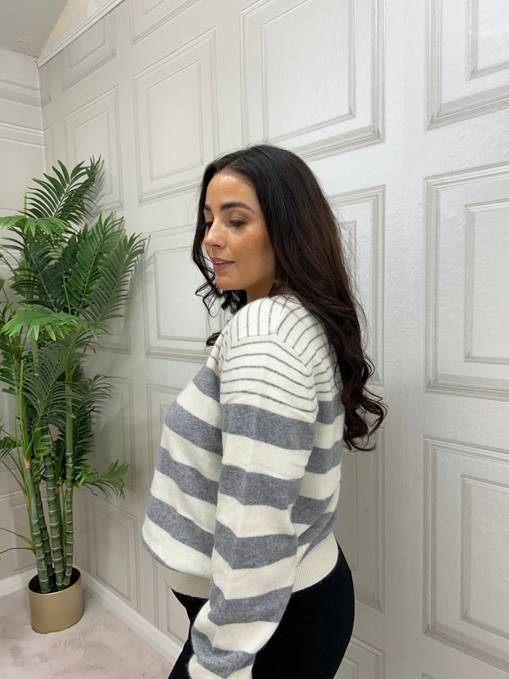 Twins New Orleans Long Sleeve Round Neck Jumper | Off White &amp; Grey