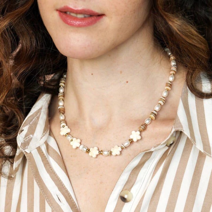 Stainless Steel White Flower Beaded Necklace in Gold