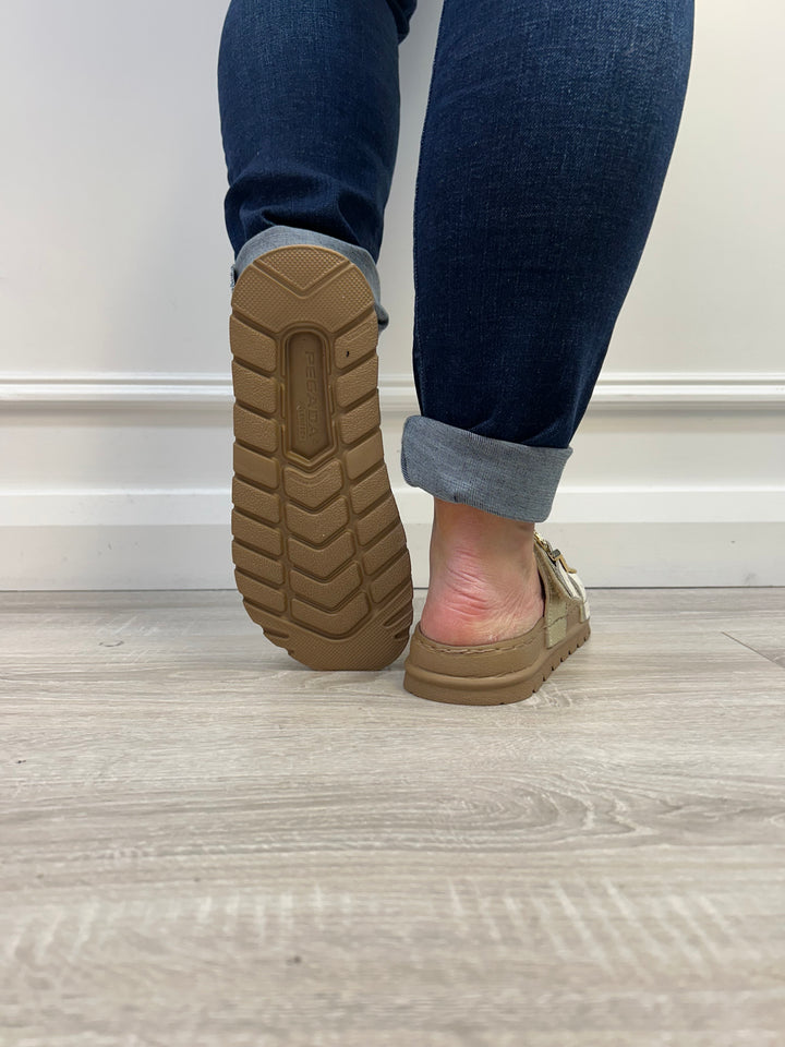 Pegada Burnished Linho - Gold & Cream Sandal