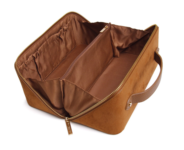Alice Wheeler Suede Kensington Train Case | Fudge