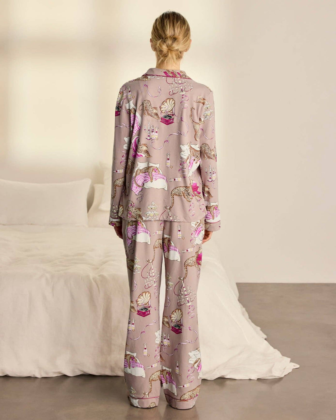 Chelsea Peers Organic Cotton Leopard After Party Print Long Pyjama Set