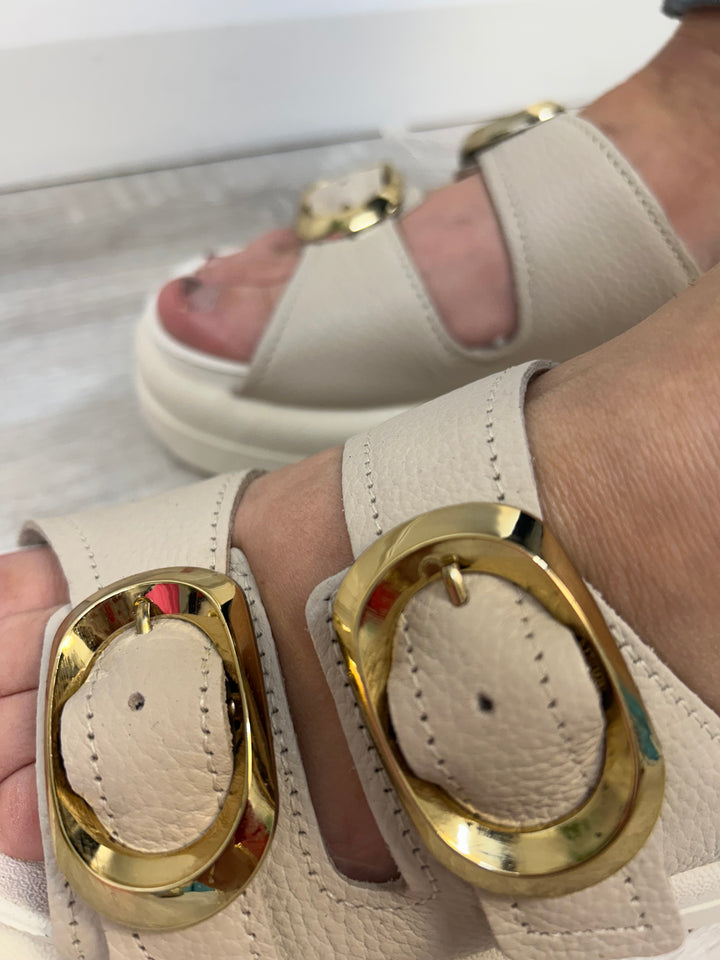 Pegada Burnished Ouro - Napa Soft Milk