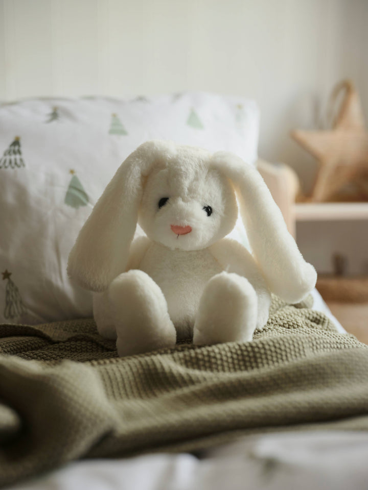 Charlie Bear Bramble Bunny Blossom White Soft Plush Toy Teddy Bear