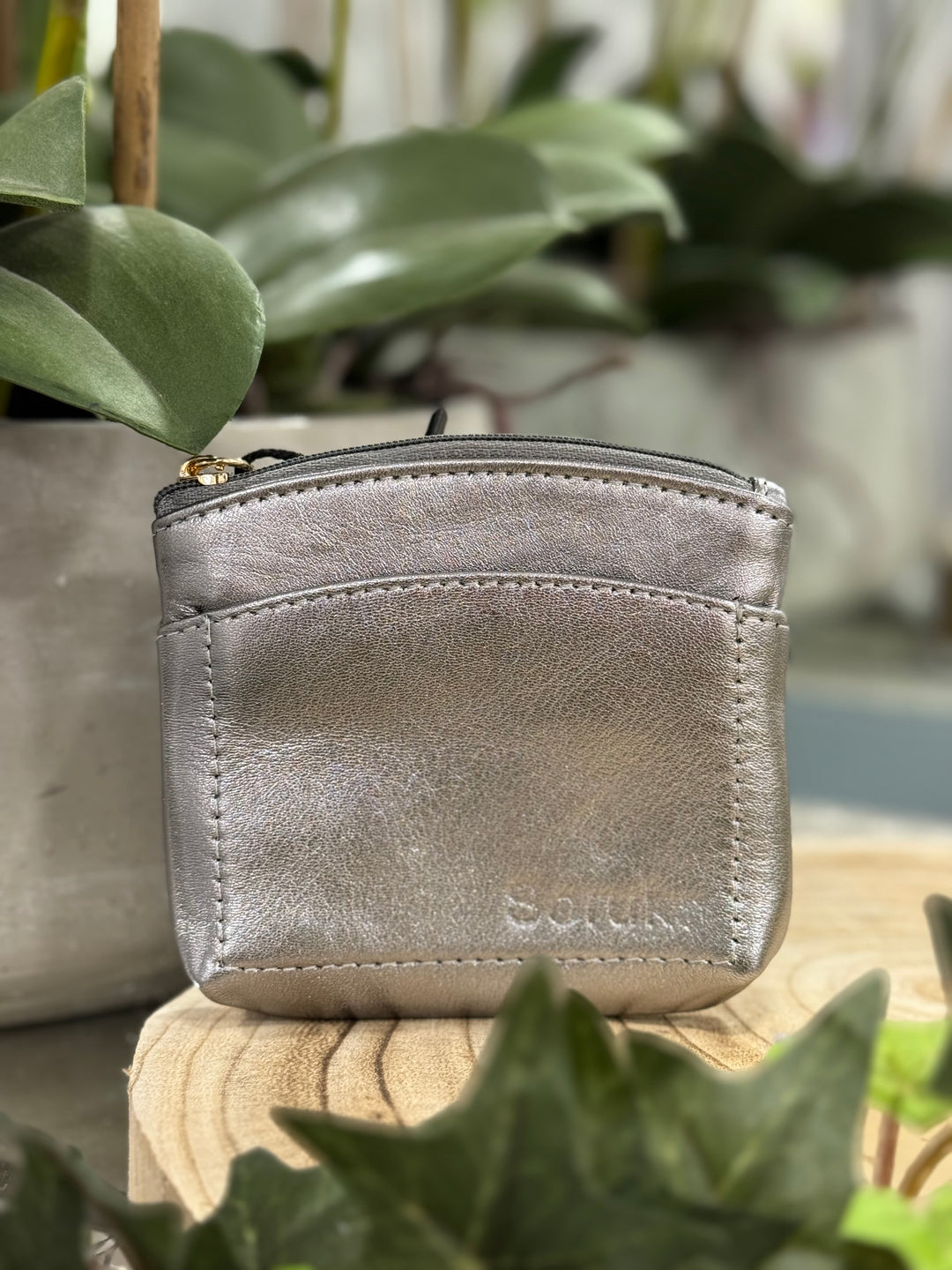 Soruka (83039) Metallic Small Purse with Front Pocket
