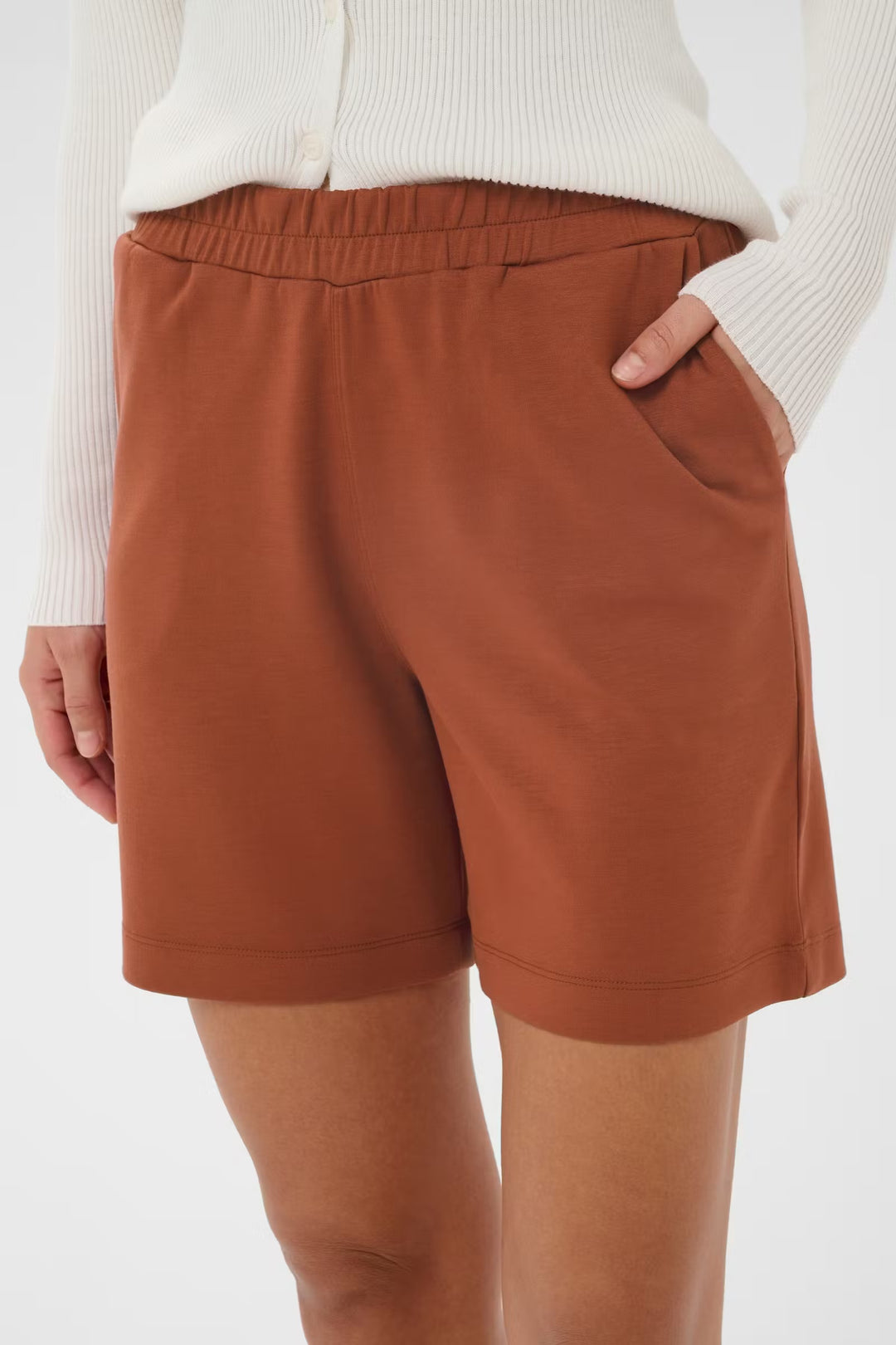 Kaffe Kaannie Shorts | Henna Brown