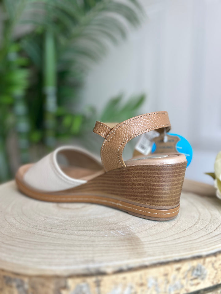 Pegada Burnished Linho/Caramelo Wedged Sandal | 233952