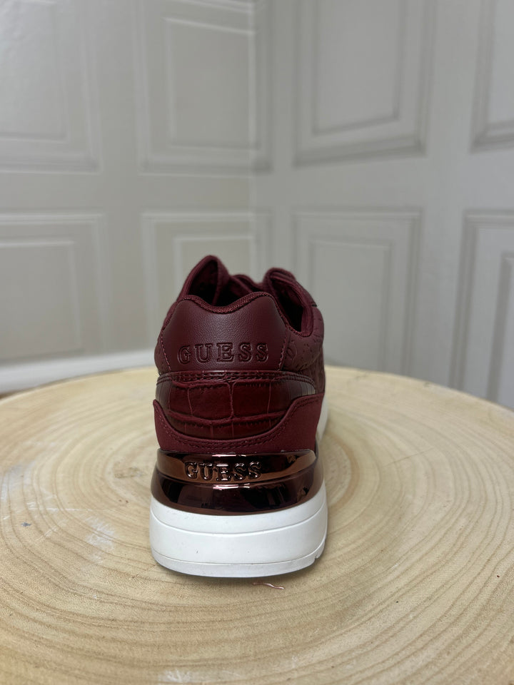 Guess Moxea16 Wine 4G Logo Runner