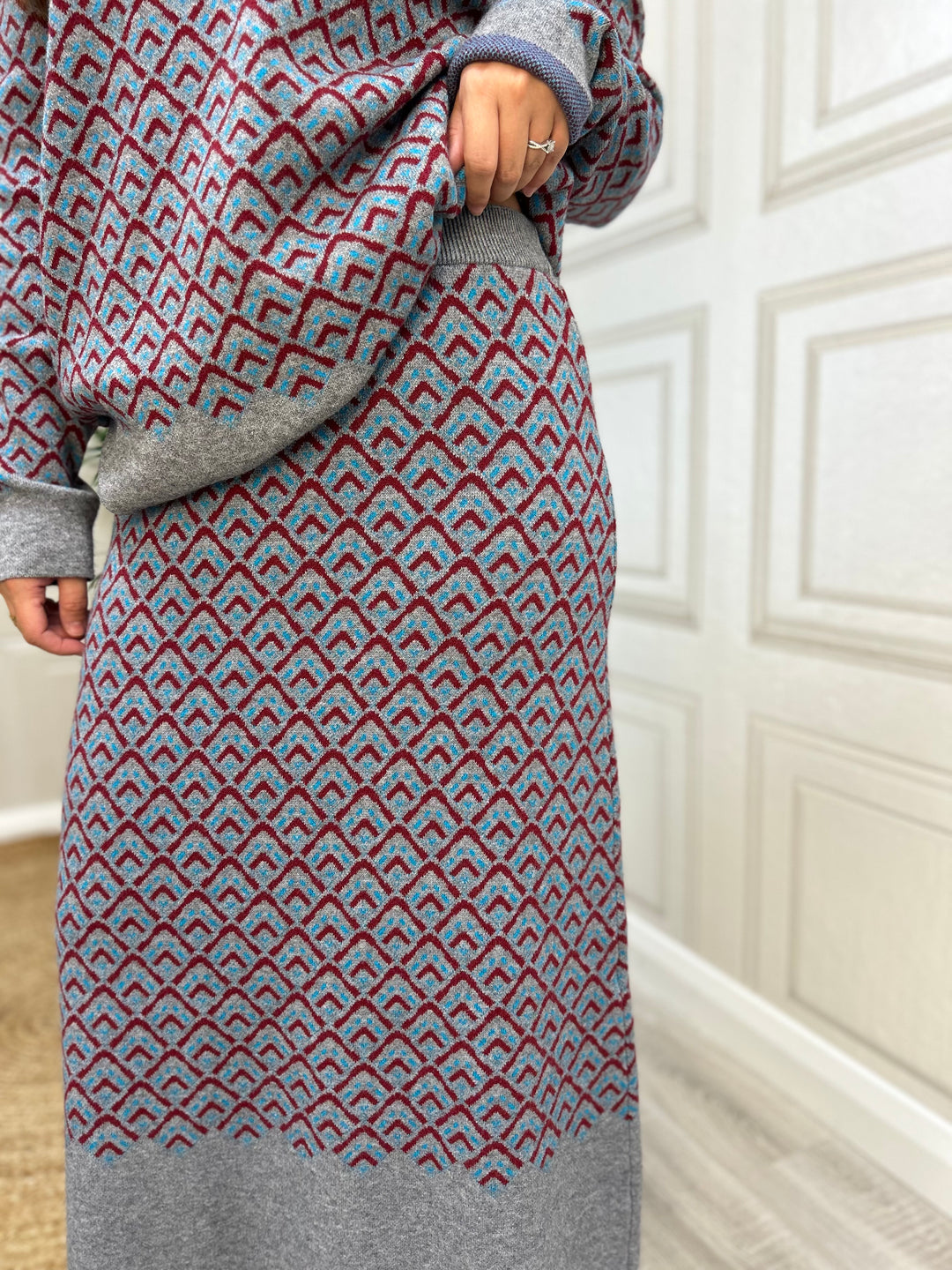 Bariloche Caepionis Grey Knit Skirt
