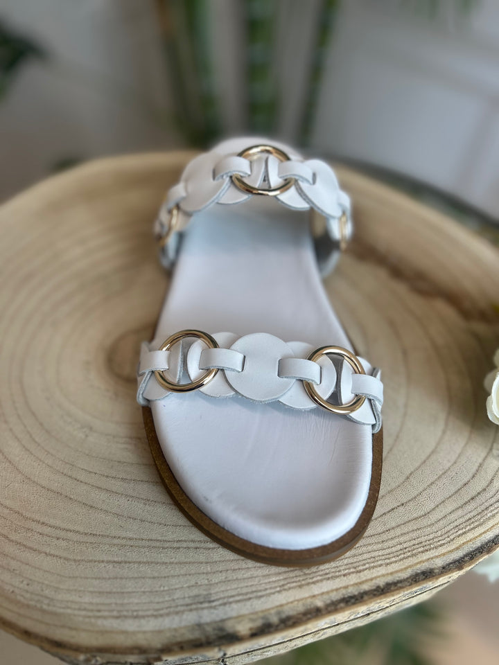 S.Piero White Leather Ring Detail Sandal