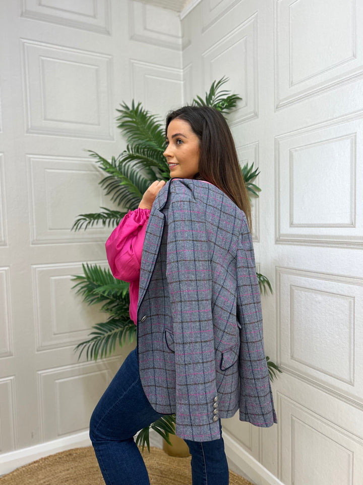 Bariloche Caparra Grey/Pink Striped Blazer