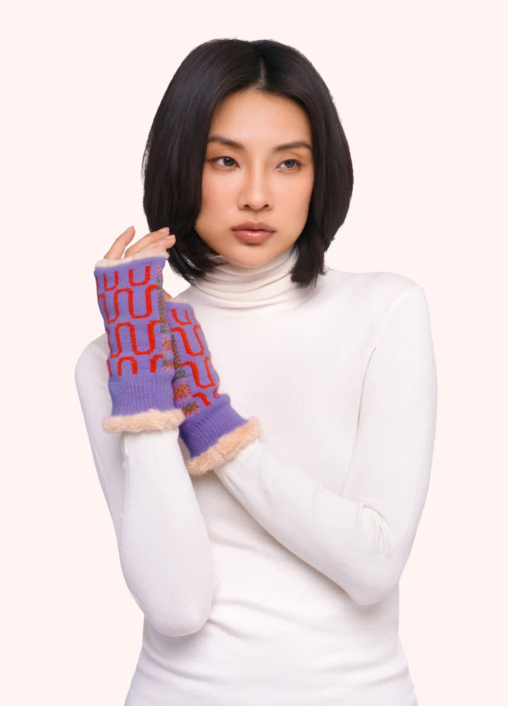 Powder Luna Wrist Warmers | Lilac