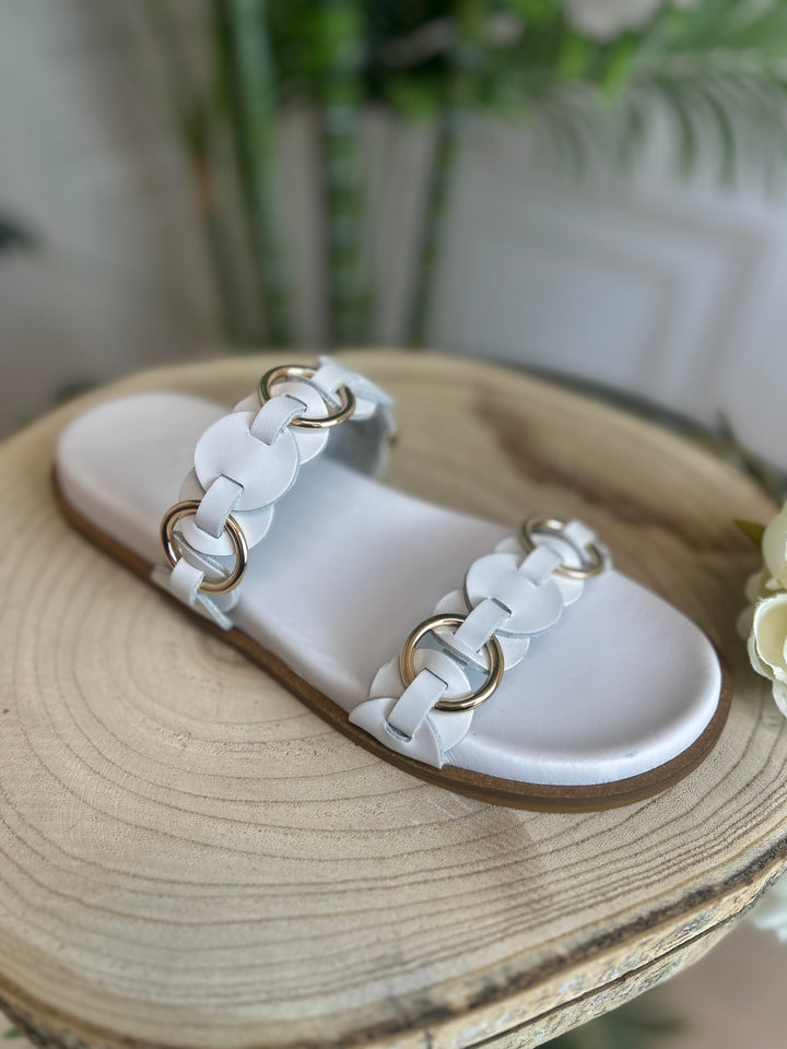 S.Piero White Leather Ring Detail Sandal