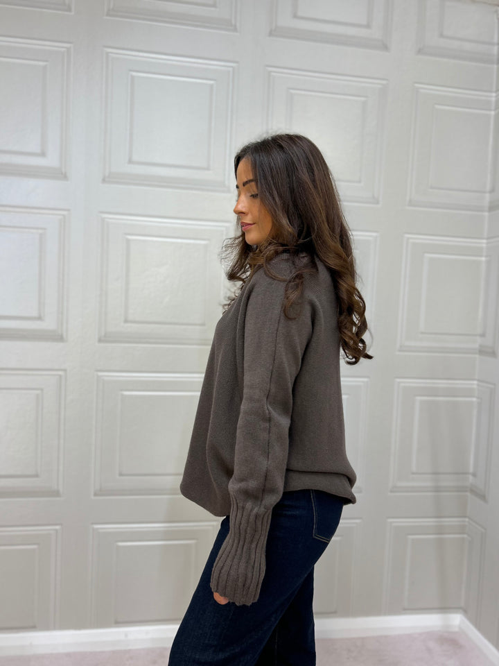 Costa Mani Jimmy Roll Neck Pullover Chocolate