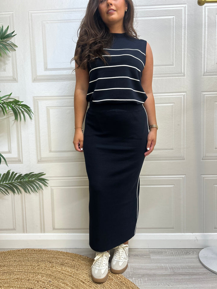 French Connection Ottie Back Slit Midi Skirt