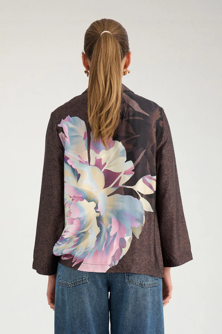Numph Nucrisa Boxy Shirt | Black Coffee