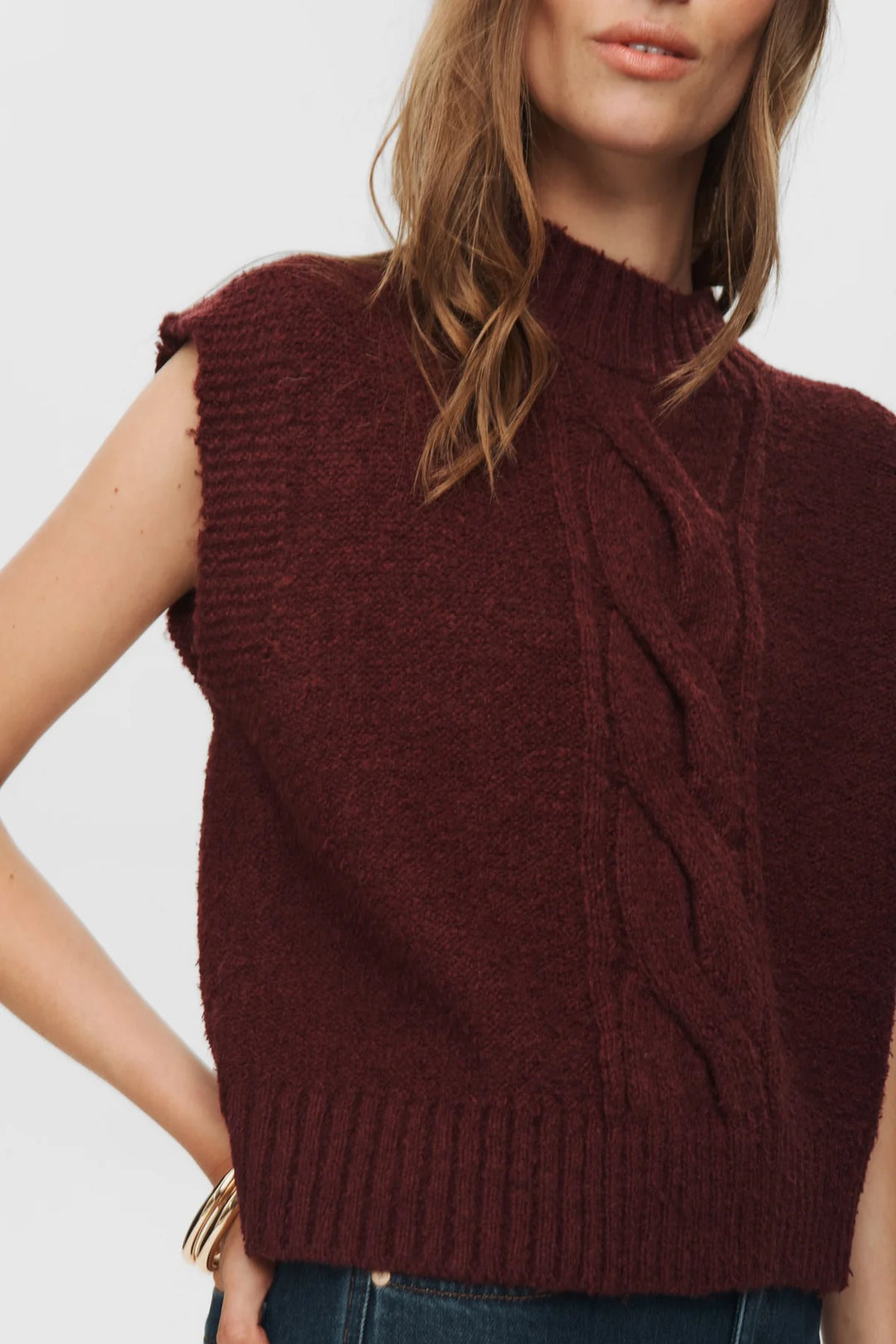 Numph Nucaly Vest | Winetasting