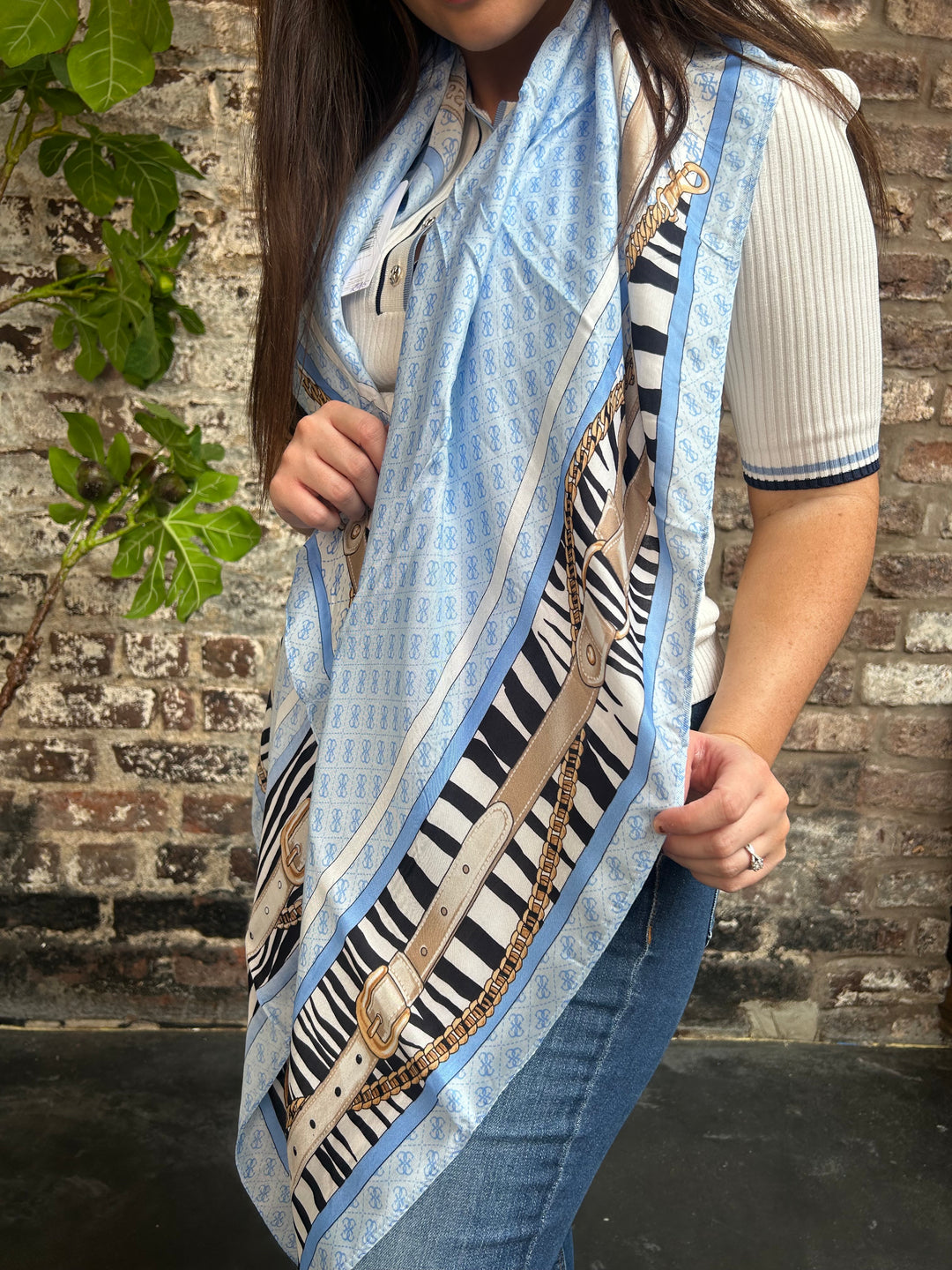 Guess Blue Logo Scarf Beige