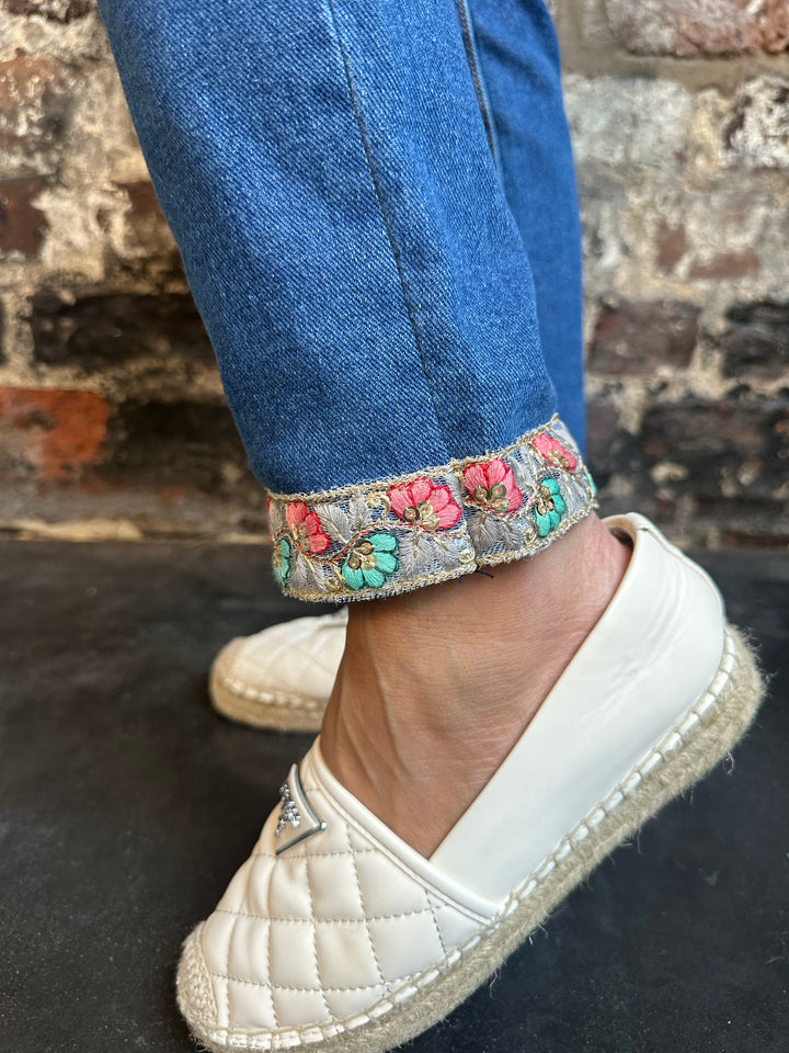 Pinns Mid Denim Multifloral Ankle Grazer Jean