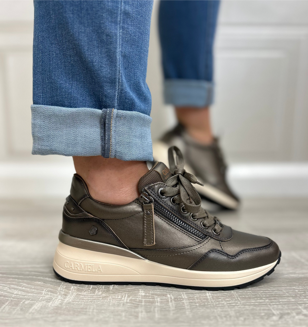 Carmela Z. Piel Bronce Wedge (162442)