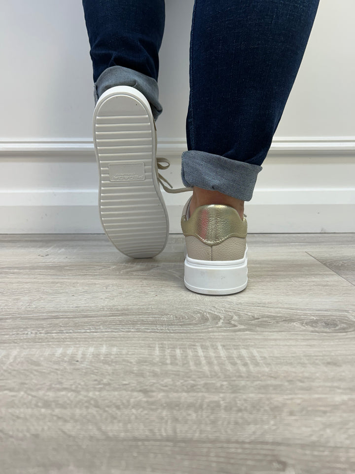 Pegada Burnished Linho - Ouro Sneaker