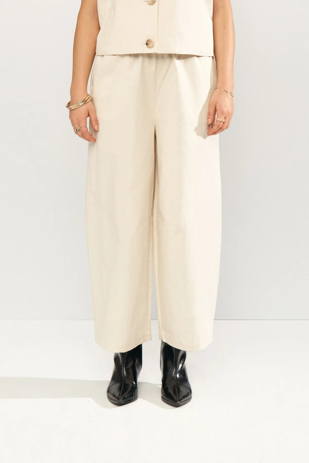 Numph Nusunna Cropped Pants | Whitecap Gray