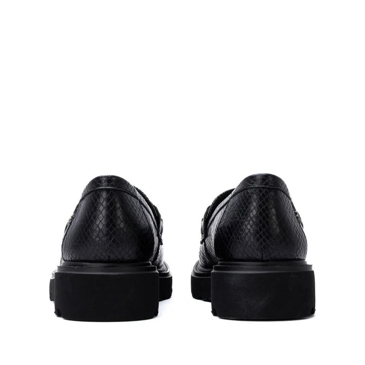 Carmela Zapato Negro Loafer | 16413801
