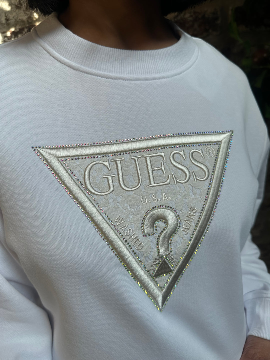Guess Champagne Lace Triangle Logo White Sweater