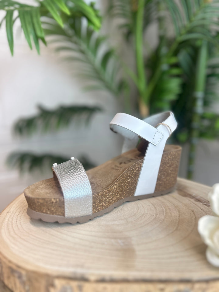Yokono Bari Plata/Blanco Sandal | 262