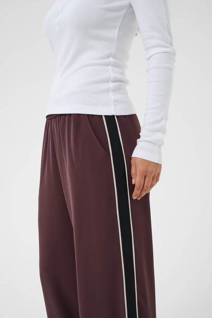Kaffe Kagail Pants | Fudge